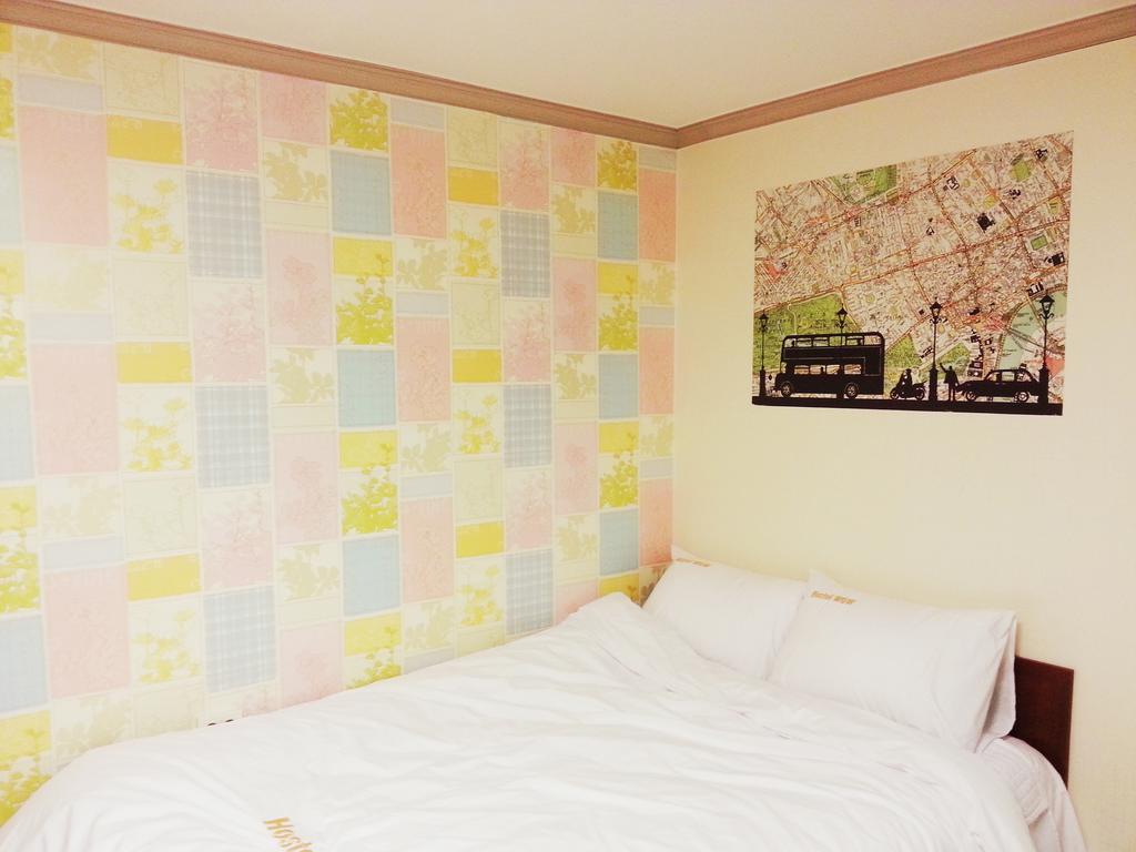 Wow Hostel
