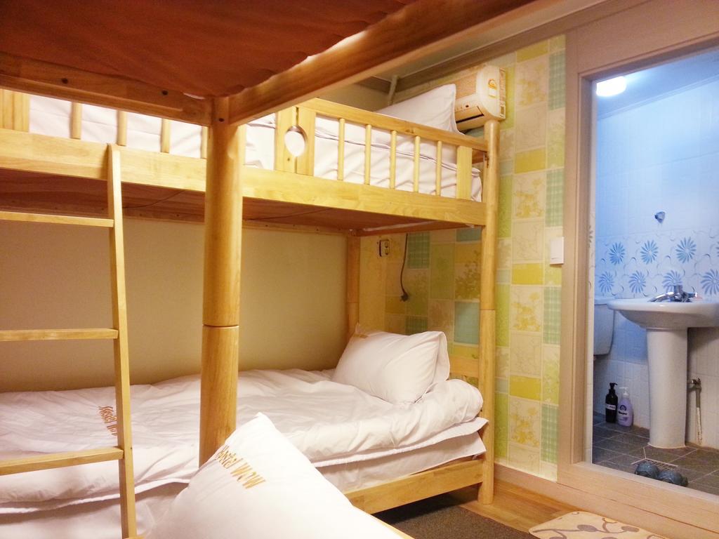 Wow Hostel