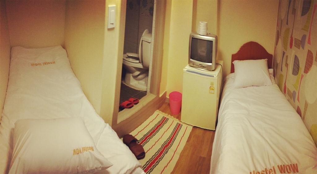 Wow Hostel