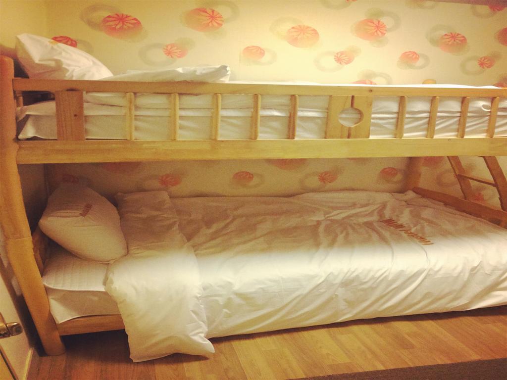 Wow Hostel *