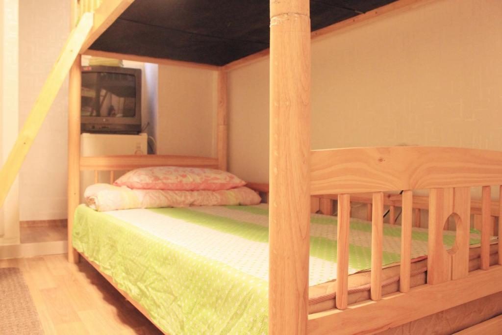 Wow Hostel *